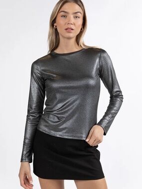 NWT- Pink Lily- Black Shimmer Fitted Top- Size XL